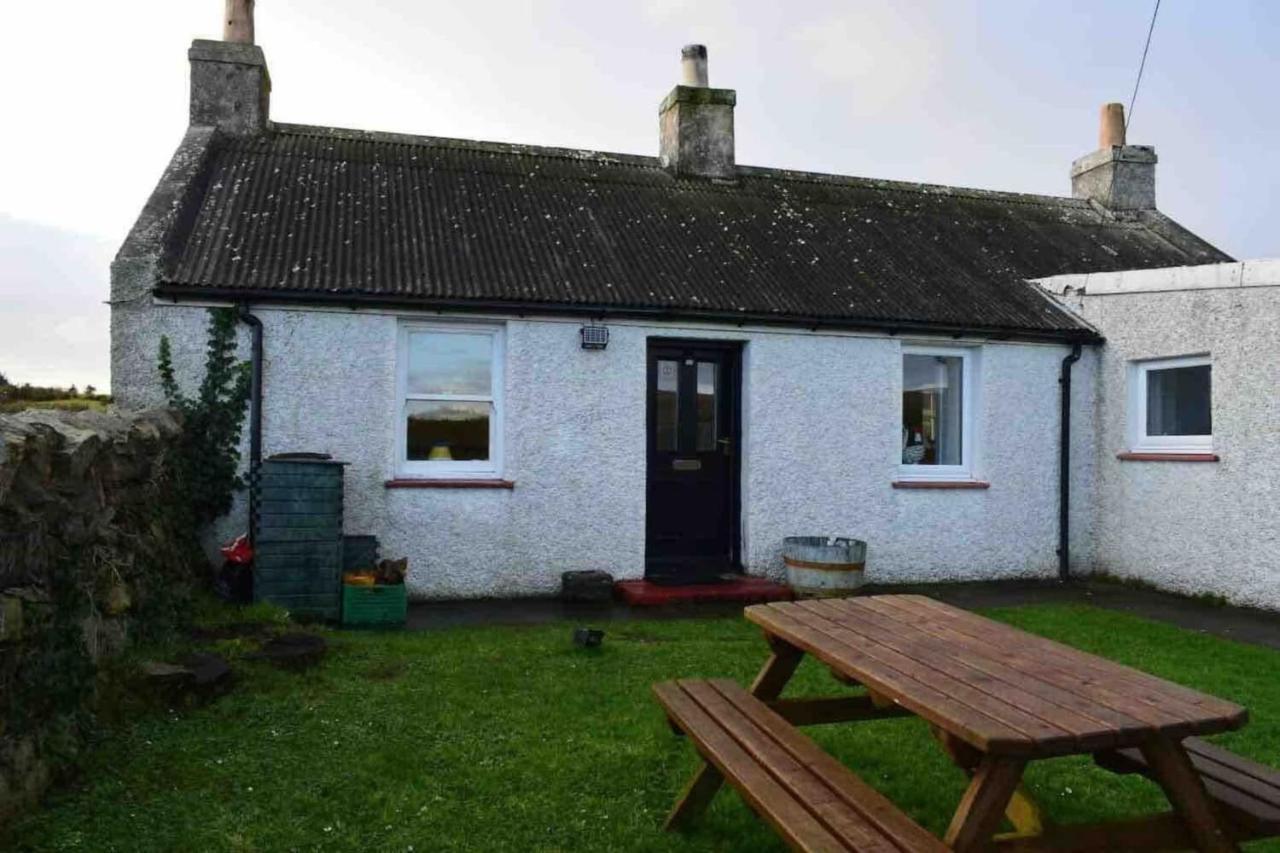 Quaint And Quirky Former Crofters Cottage In Port Ellen Buitenkant foto
