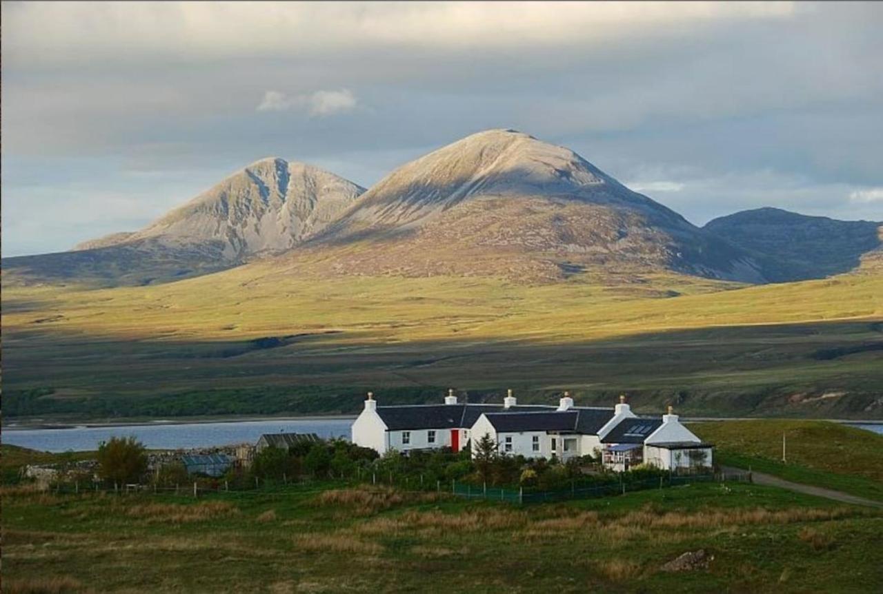 Quaint And Quirky Former Crofters Cottage In Port Ellen Buitenkant foto
