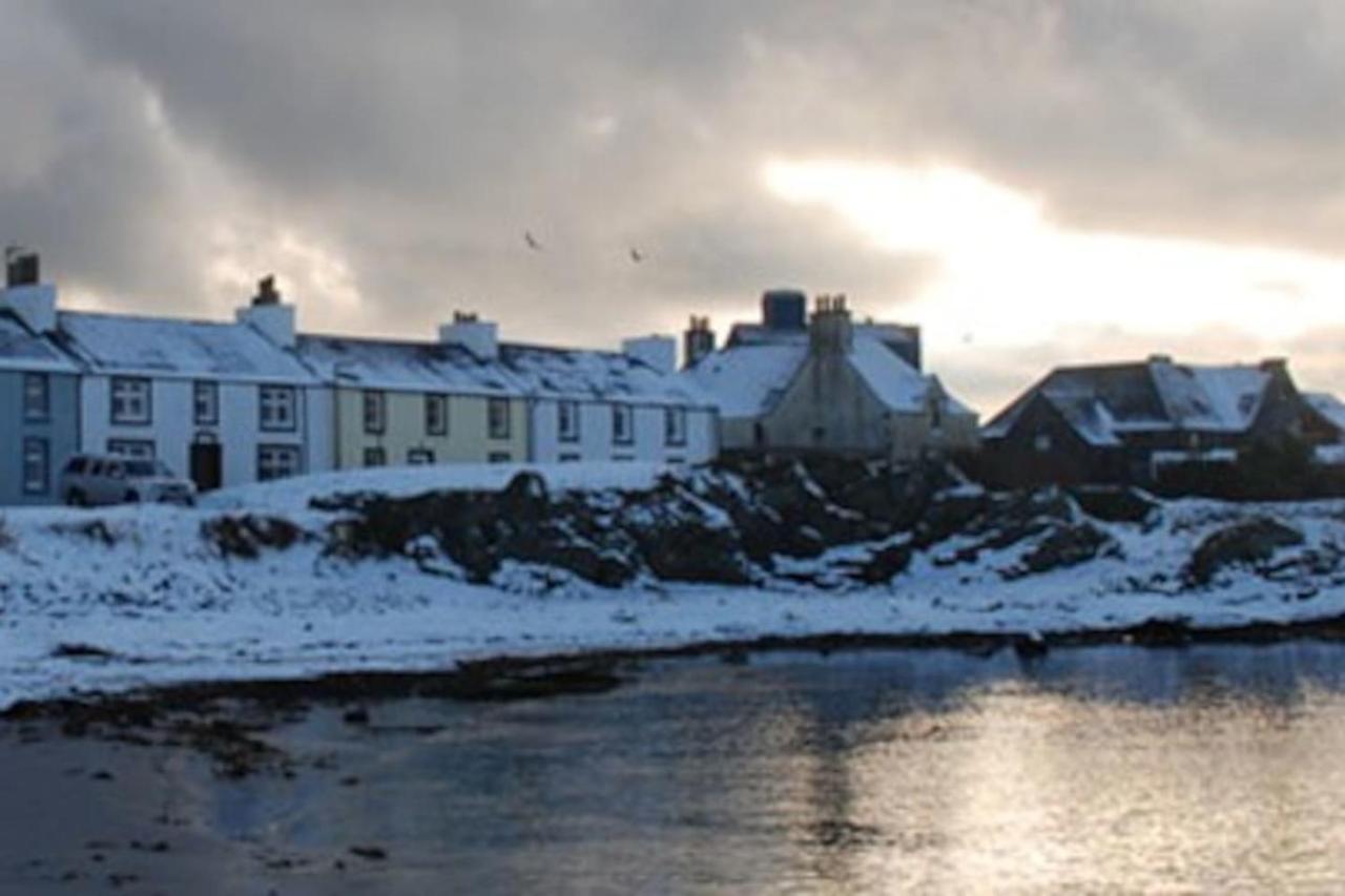 Quaint And Quirky Former Crofters Cottage In Port Ellen Buitenkant foto