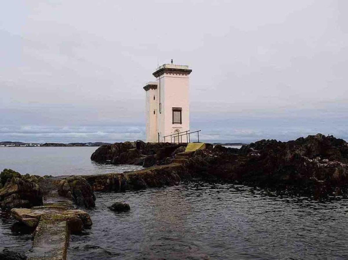 Quaint And Quirky Former Crofters Cottage In Port Ellen Buitenkant foto