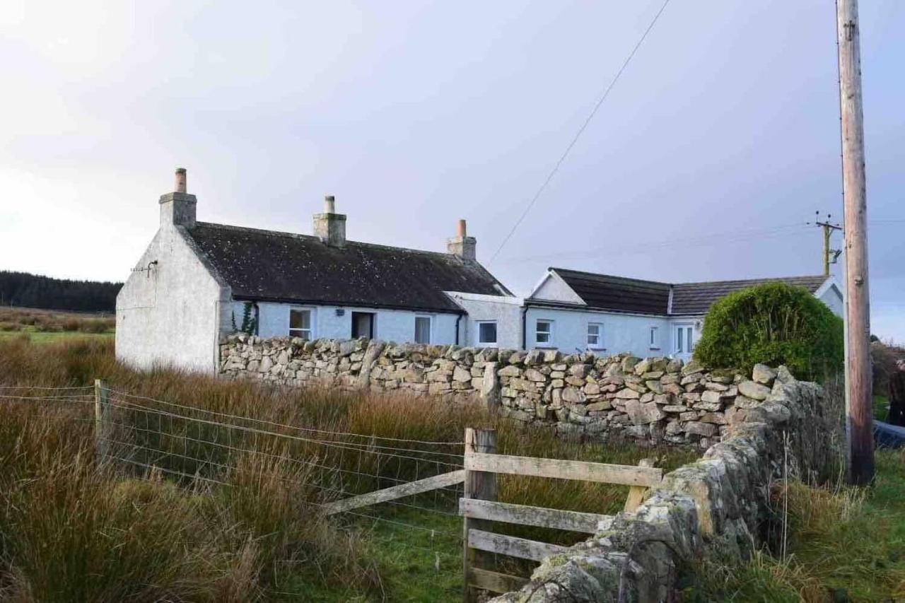 Quaint And Quirky Cottage In Port Ellen Buitenkant foto