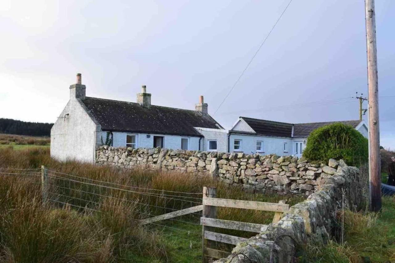 Quaint And Quirky Former Crofters Cottage In Port Ellen Buitenkant foto
