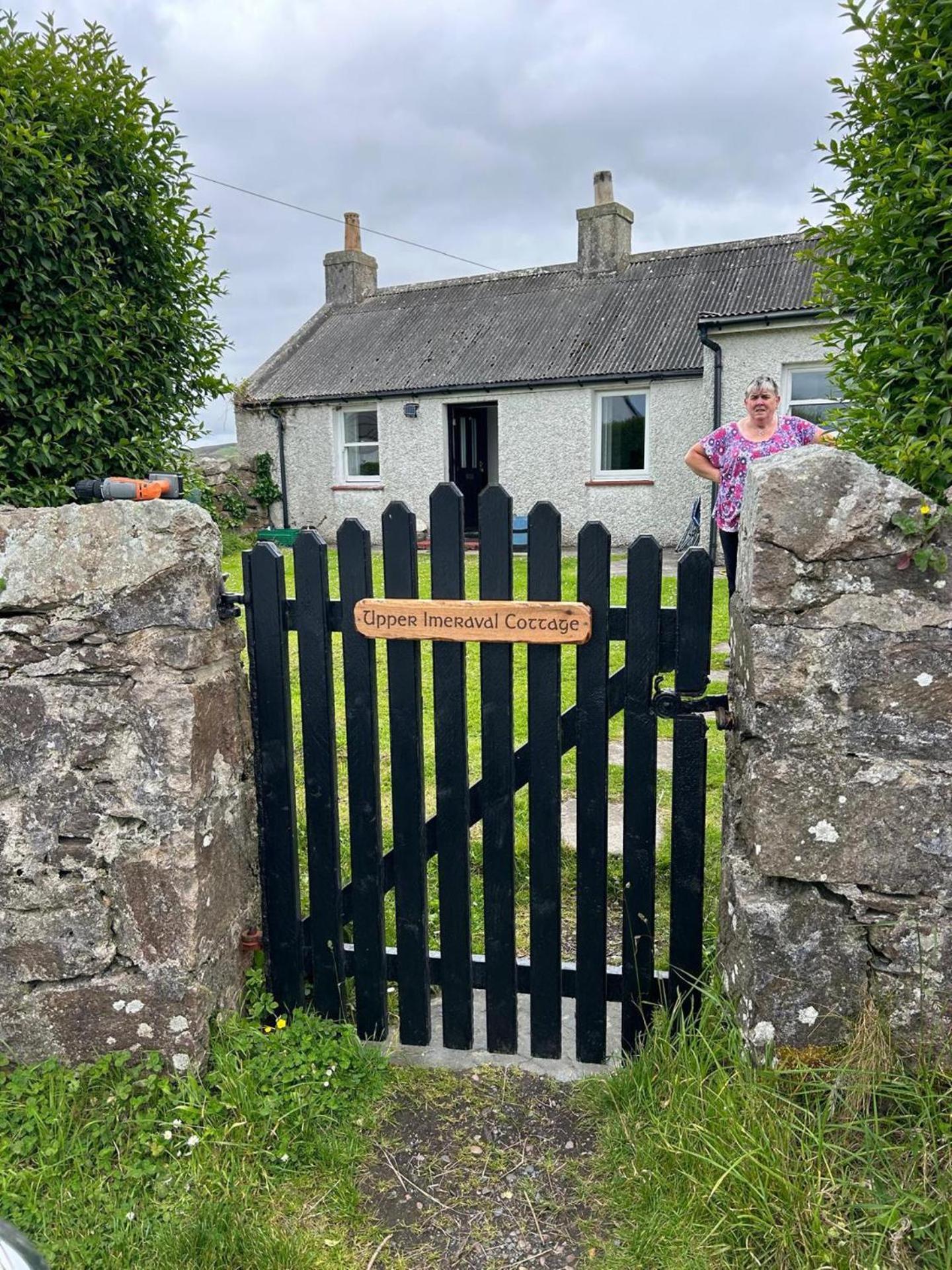 Quaint And Quirky Former Crofters Cottage In Port Ellen Buitenkant foto